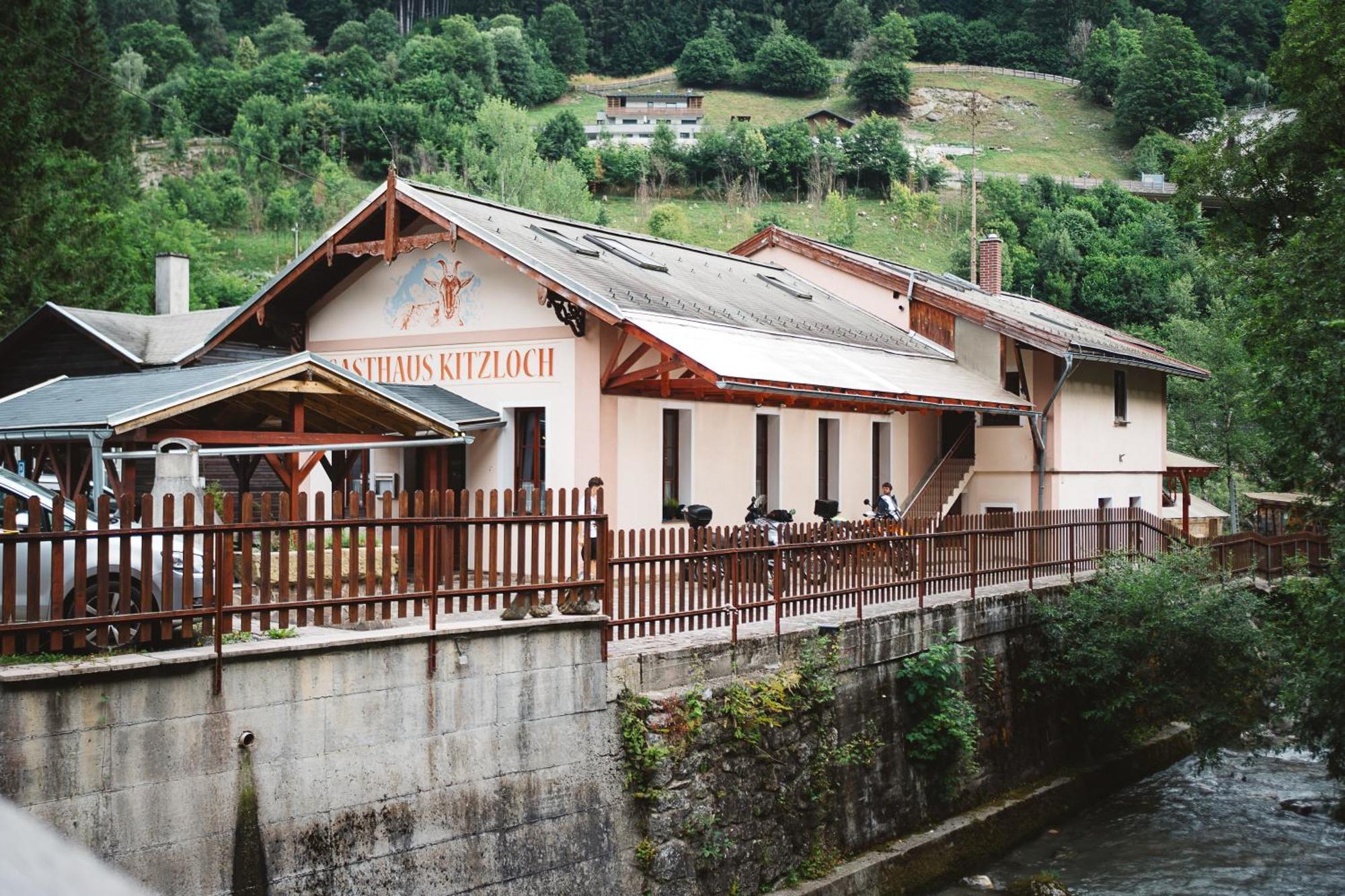 Gasthaus Kitzloch Таксенбах Экстерьер фото